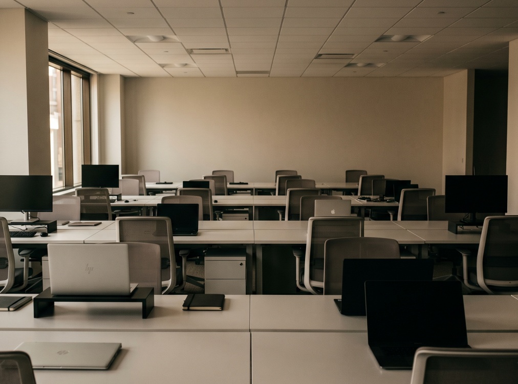 CFC Adds Affirmative AI Coverage to Business Insurance: What It Means for US Companies